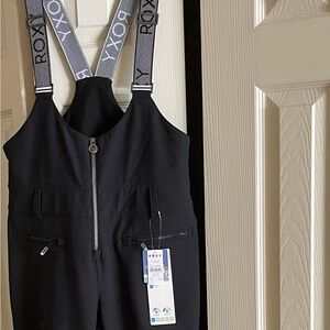 Women’s Roxy ski/snow board snowsuit